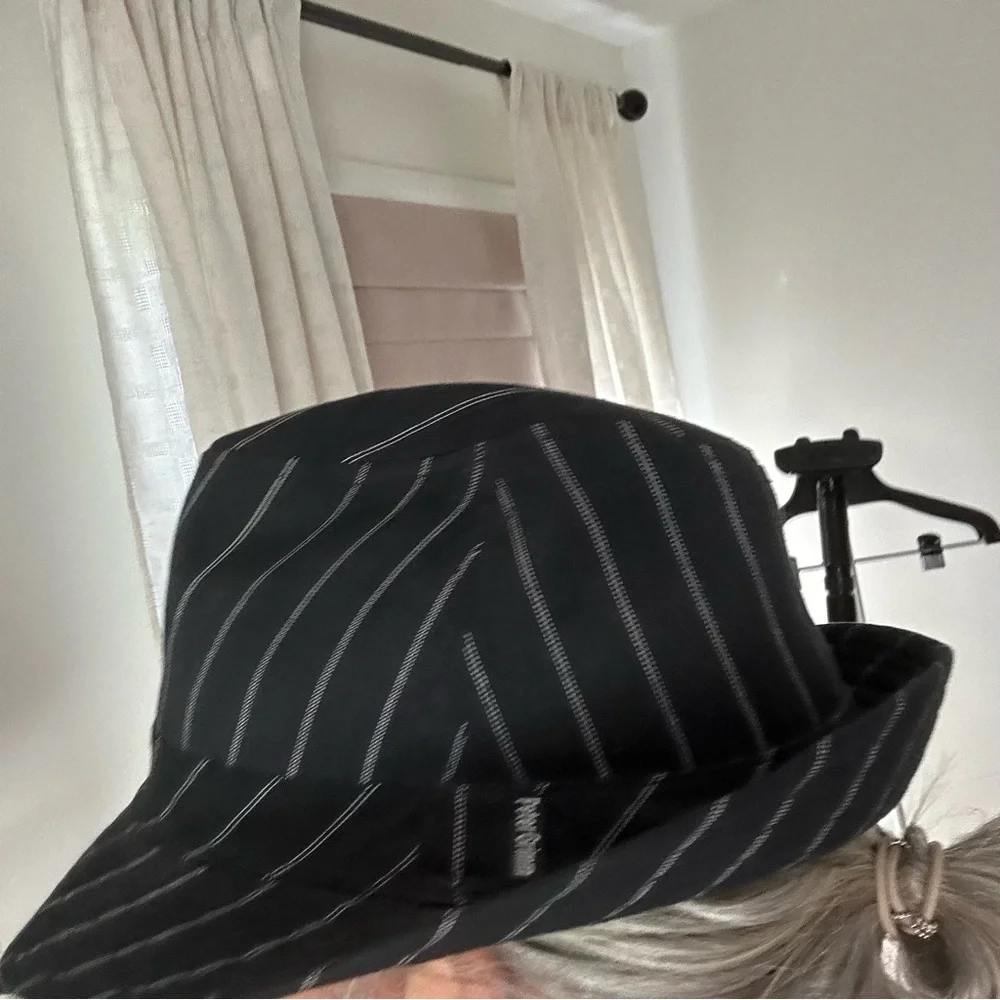Peter Grimm Cotton Blend Pinstripe Fedora. Size S/M.